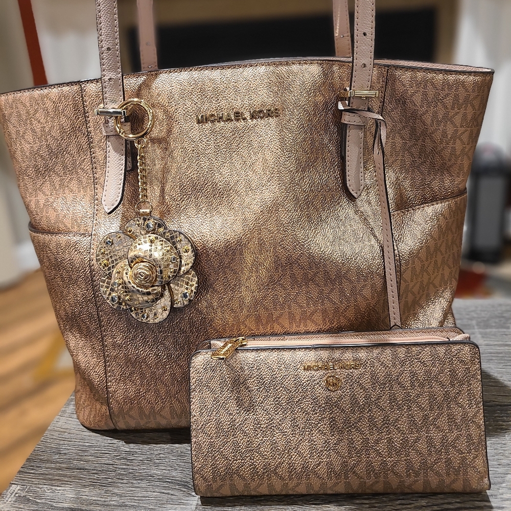 Michael Kors Rose Gold Tote with Extras
